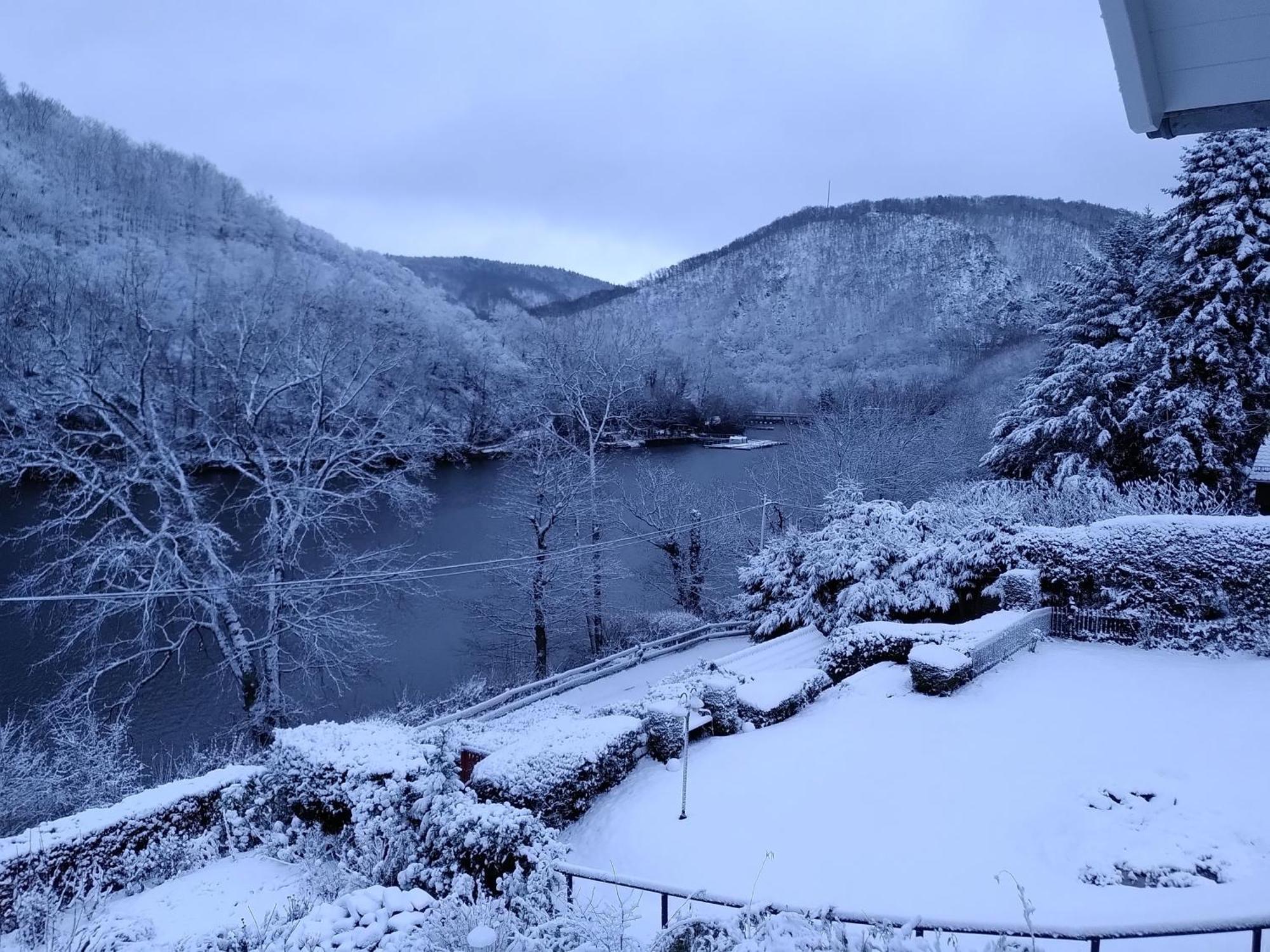 Ferienhaus &#039Freund Am See&#039 1 Heimbach Bagian luar foto